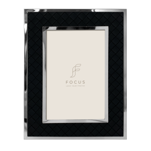 Focus Camellia Black 13x18